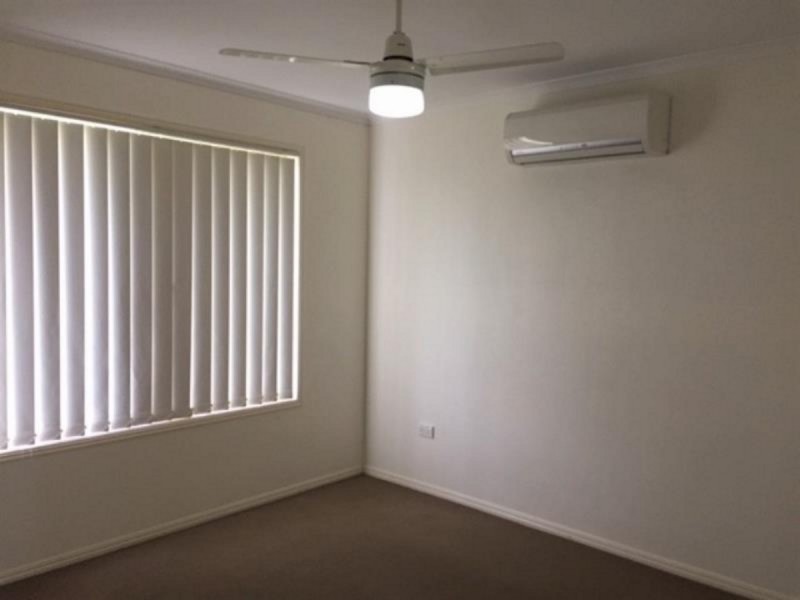 8 Corella Drive, Gracemere QLD 4702